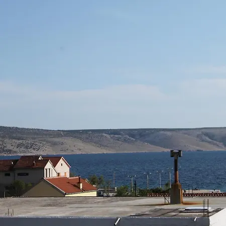 Apartment By The Sea Starigrad, Paklenica - 6587 Starigrad Paklenica
