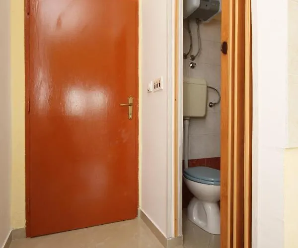 By The Sea Starigrad, Paklenica - 6587 *