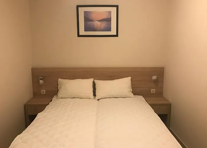 Διαμέρισμα By The Sea Starigrad, Paklenica - 6587 *