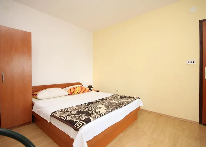 Διαμέρισμα By The Sea Starigrad, Paklenica - 6587 Starigrad Paklenica